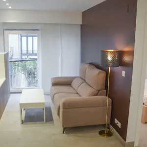 Modern & Spacious Near La Concha Bay Apartment San Sebastian